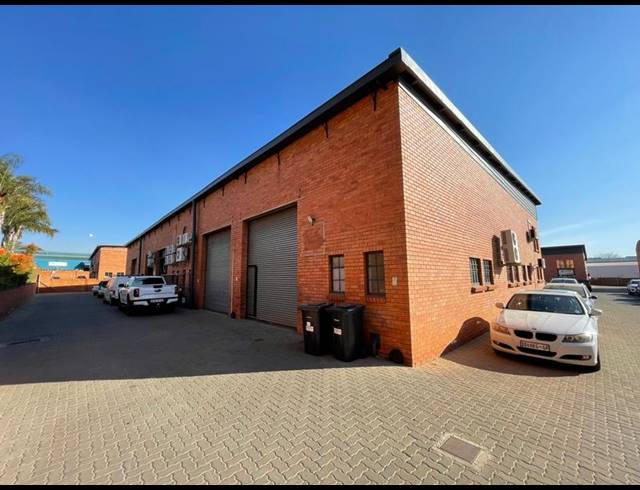 INDUSTRIAL PROPERTY TO RENT IN HENNOPS PARK INDUSTRIAL